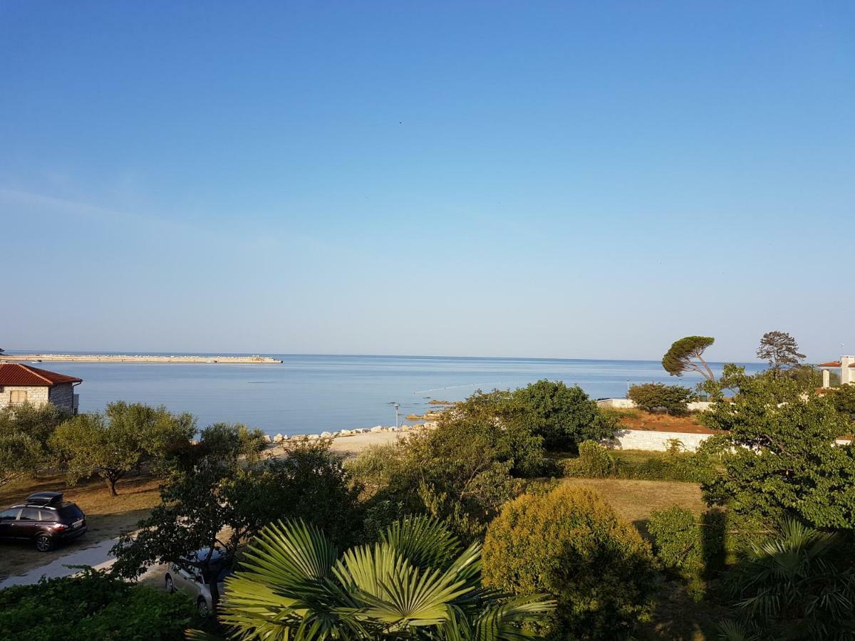 Beachfront Palma Apartment *