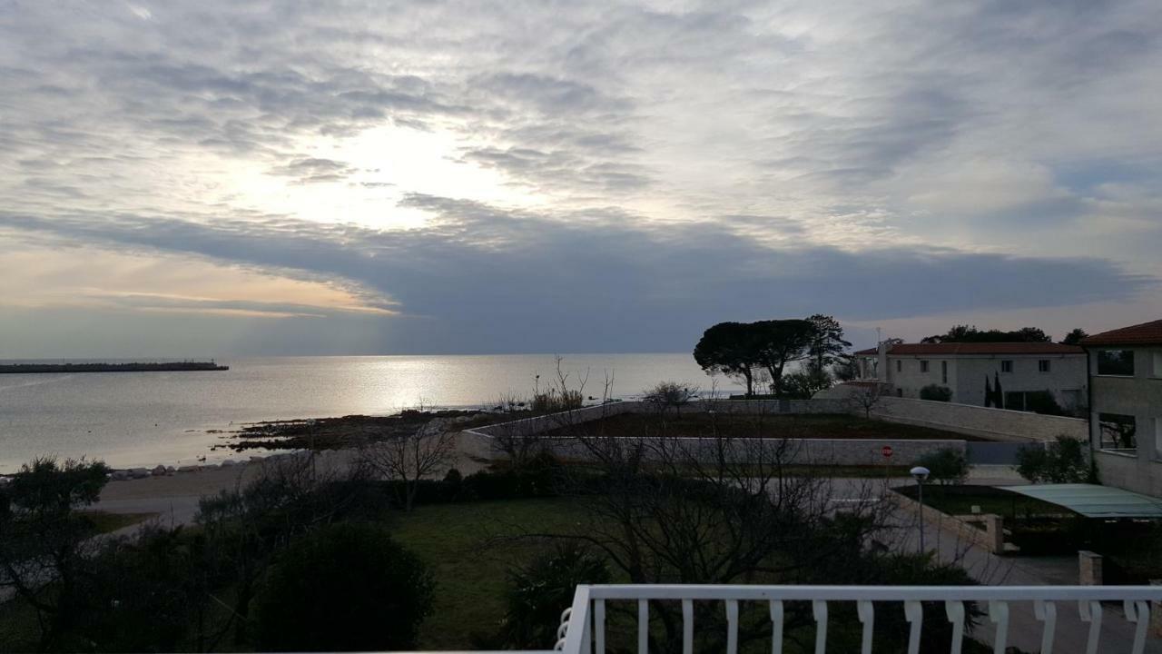 Beachfront Palma Apartment