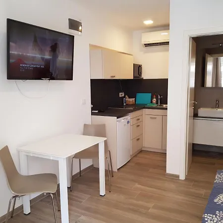 Beachfront Studio Palma Umag Exterior photo
